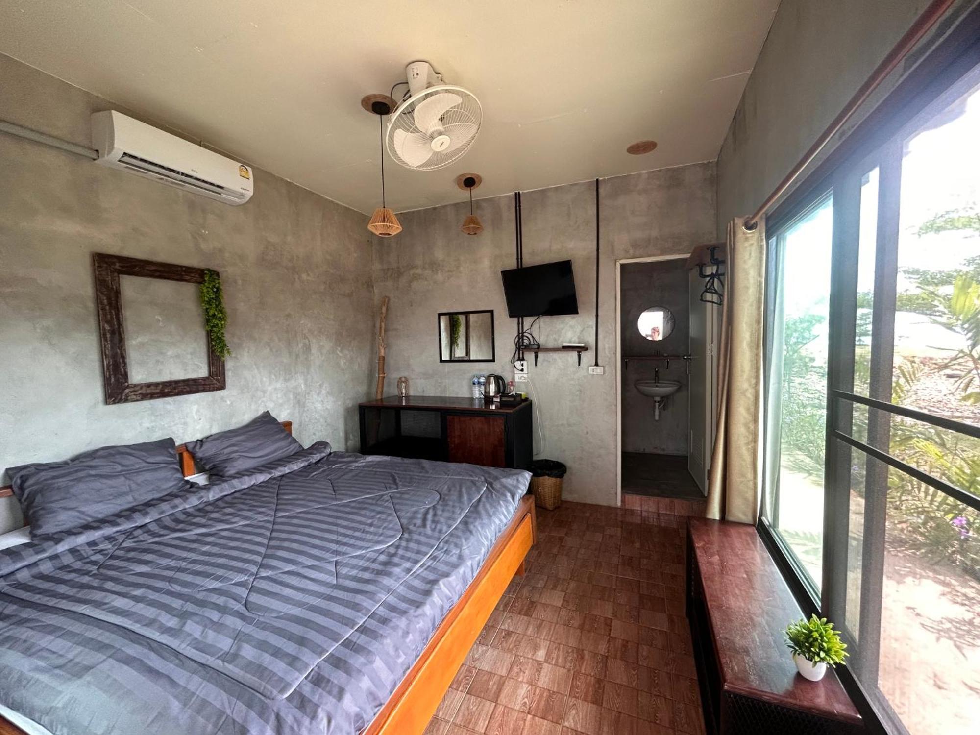 Tchin Tchin Guesthouse Koh Chang Esterno foto