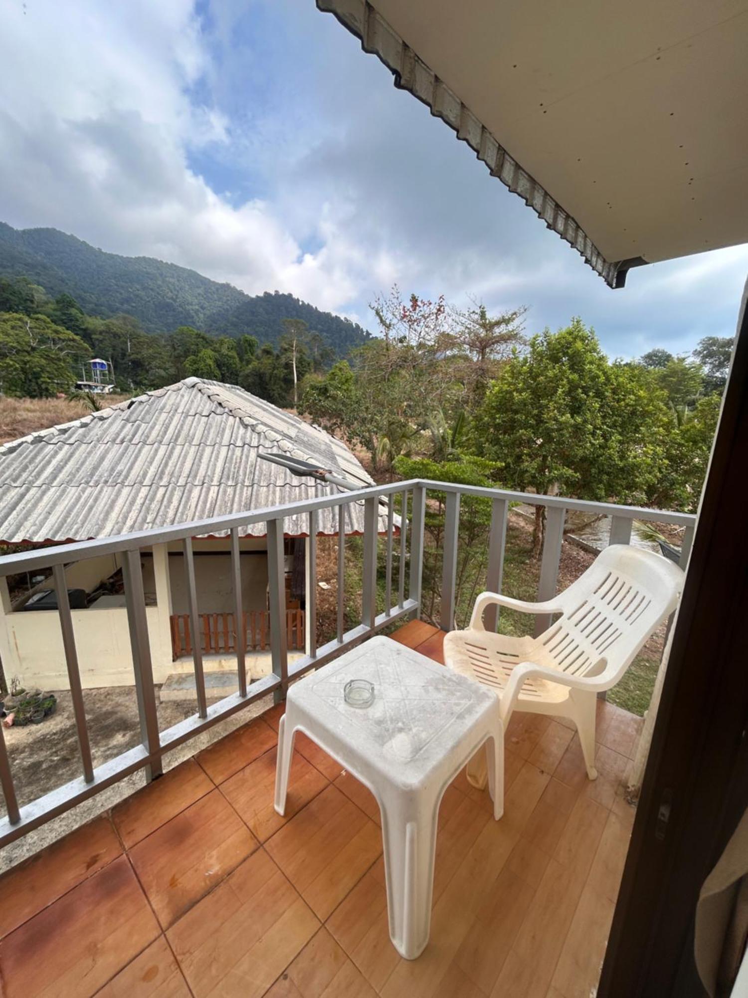 Tchin Tchin Guesthouse Koh Chang Esterno foto